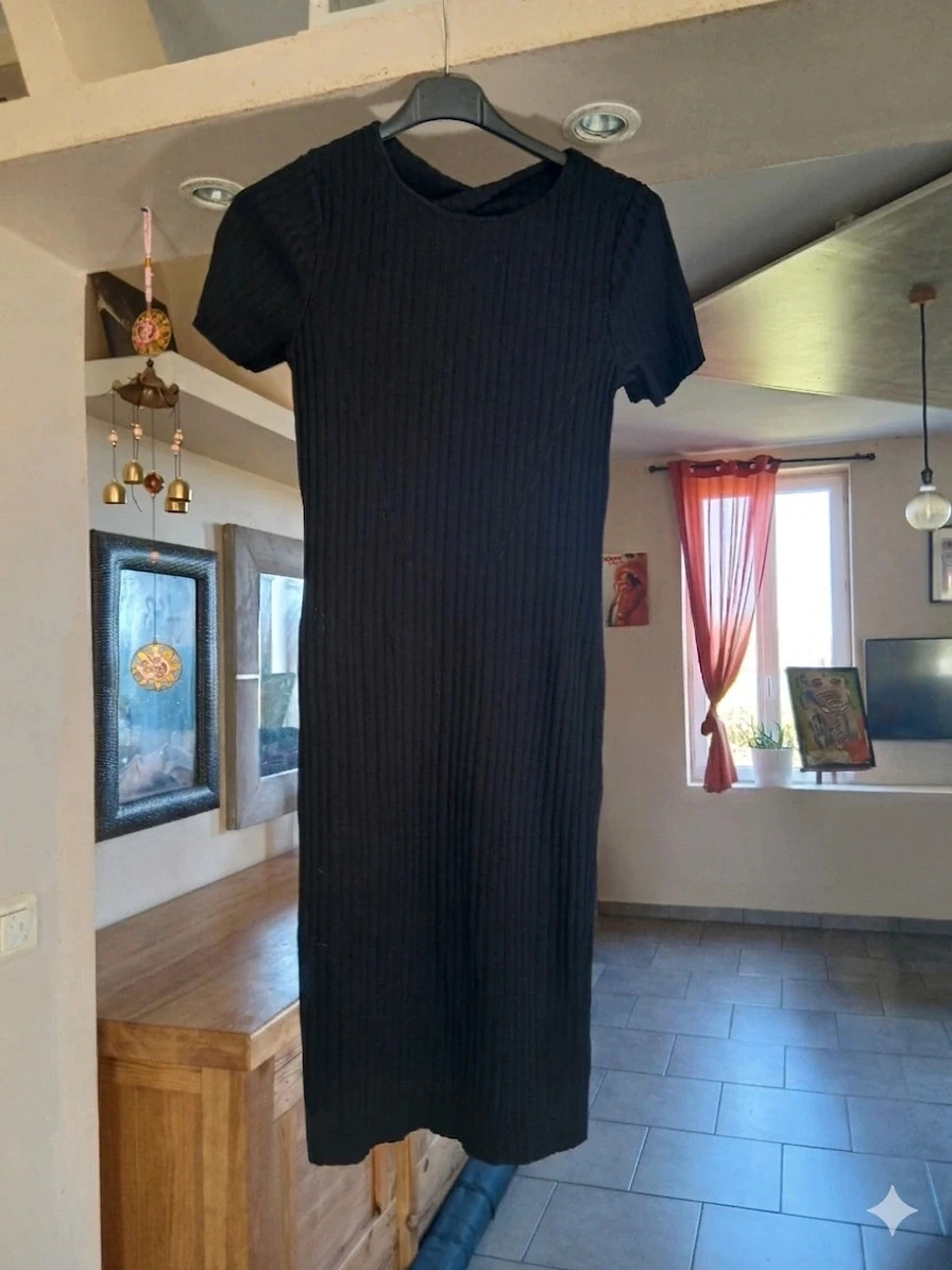 GUESS Black Ribbed Dress - Brand New with Tag – photo 2